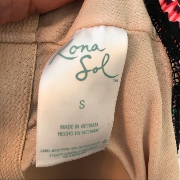 KONA Sol tankini two piece bathing suit top. Size small. - Picture 7 of 8